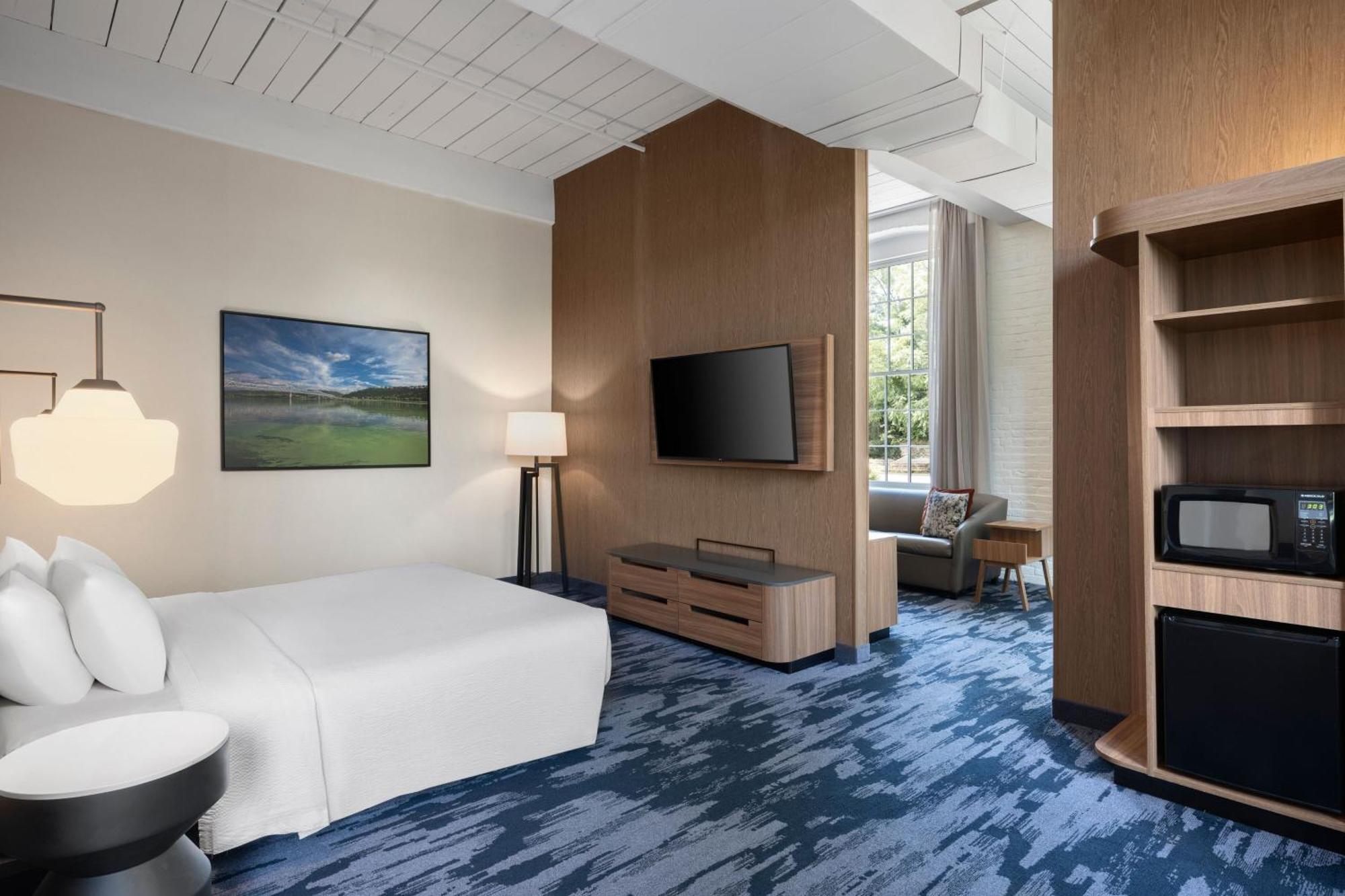Fairfield Inn & Suites Madison Historic Eagle Cotton Mill Luaran gambar